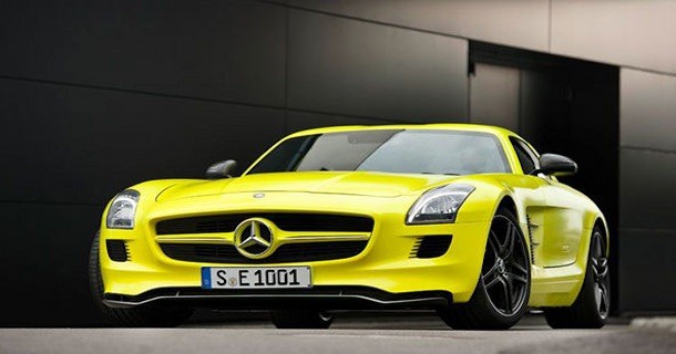 Indlæg med billeder og information om Mercedes SLS AMG E-Cell