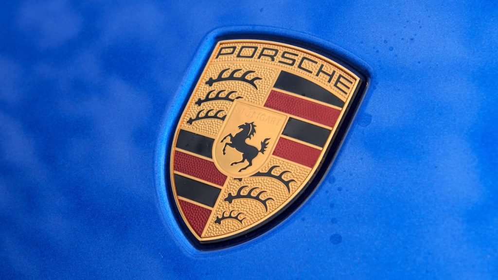 Porsche-macan-gts-24