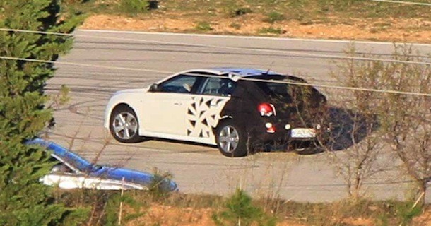 Spionfoto af Chevrolet Cruze 2011
