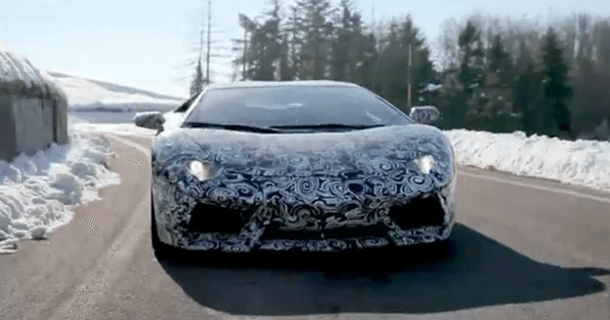 Lamborghini Aventador LP700-4 video sluppet ud