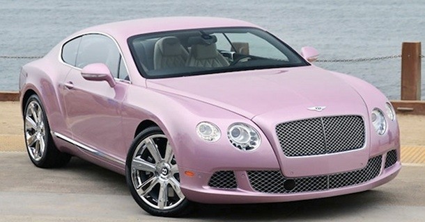 Støt brysterne og vind en pink Bentley Continental GT