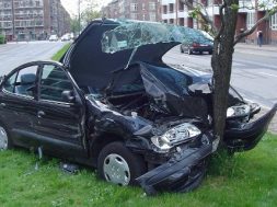Car_crash_1