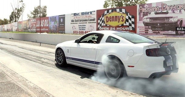 Ford viser Mustang Shelby GT500 launch control – Video