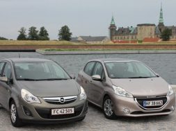 Opel Corsa bliver sat mod Peugeot 208 i en duel