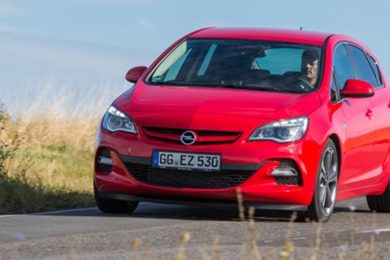 Opel Astra kommer nu i ny variant samtidig med facelift