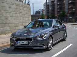 Hyundai Genesis sedan kommer til Danmark
