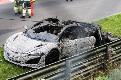 Honda NSX i brand på Nürburbring