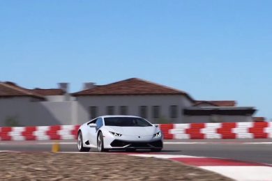 Lamborghini Huracan på bane