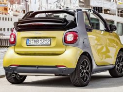 2016-Smart-ForTwo-Cabrio-1355