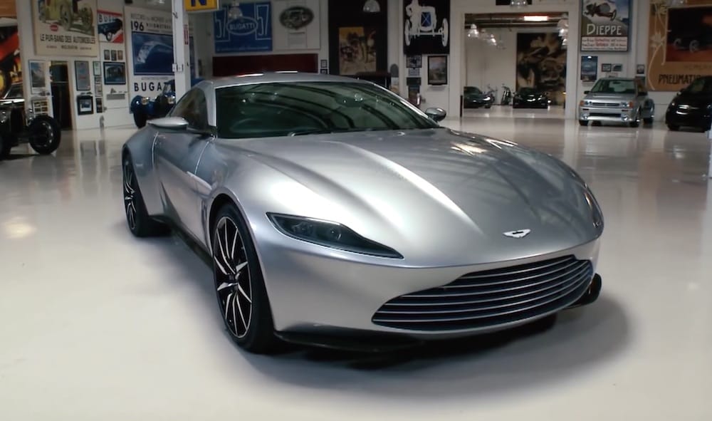 Jay ”Bond” Leno bag rattet i den nye Aston Martin DB10