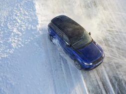 2015 Range Rover Sport SVR Arctic 05