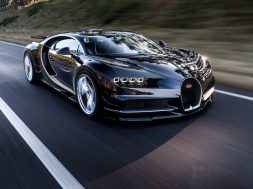 Bugatti-Chiron_2017_1280x960_wallpaper_0c