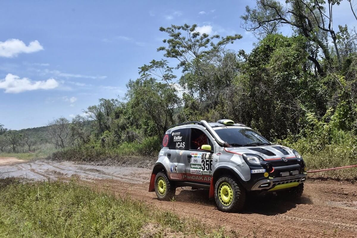 Fiat-sensation – gennemfører Dakar-rally med en Panda