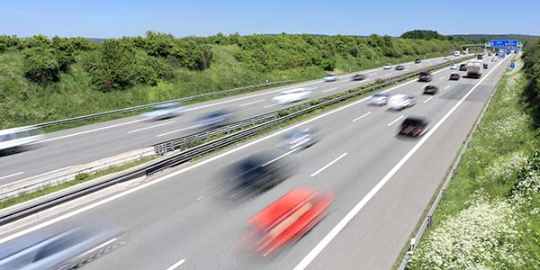 9 tips til at køre sikkert og lovligt på de tyske veje