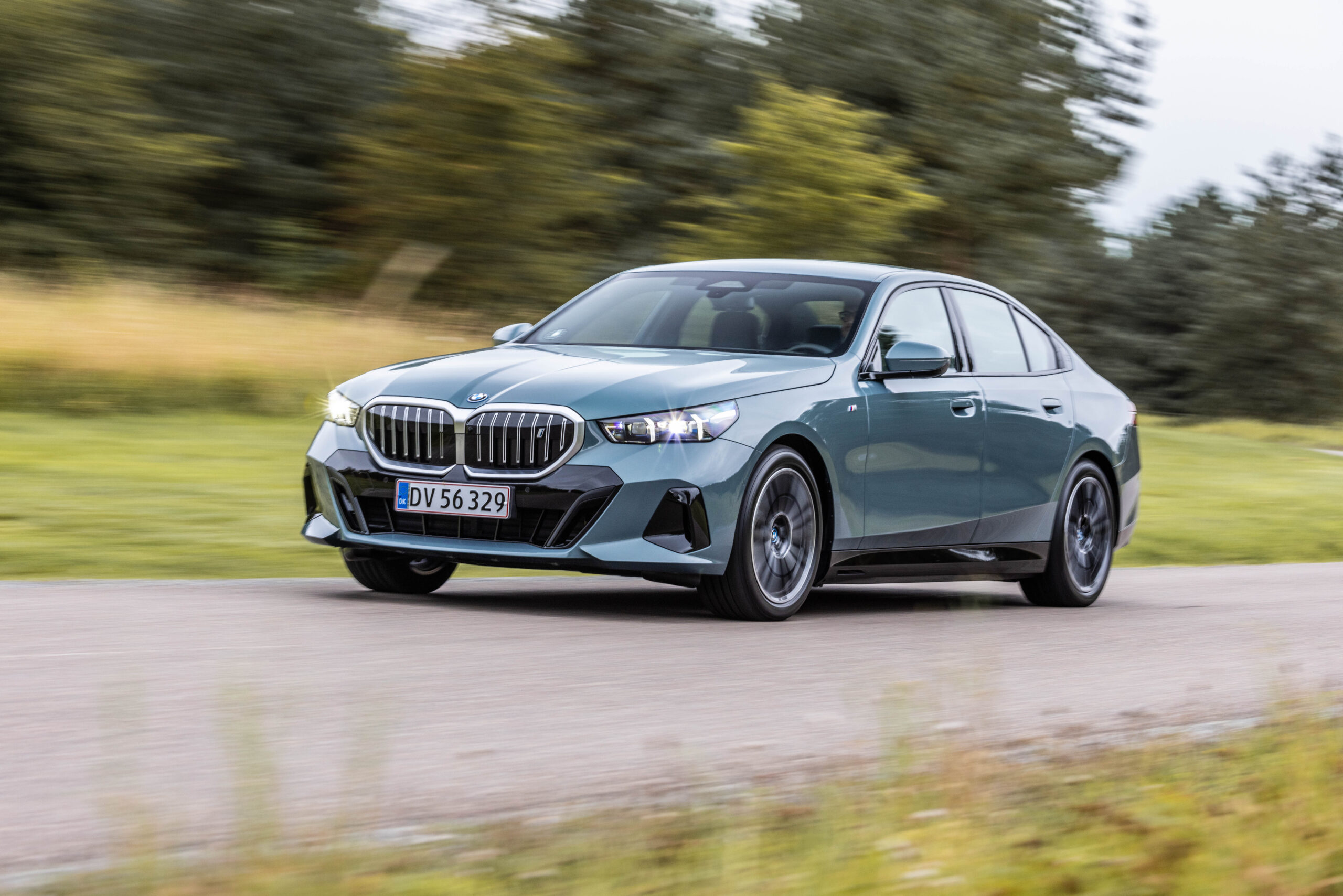 BMW i5: Kåret som årets bil i Danmark 2024