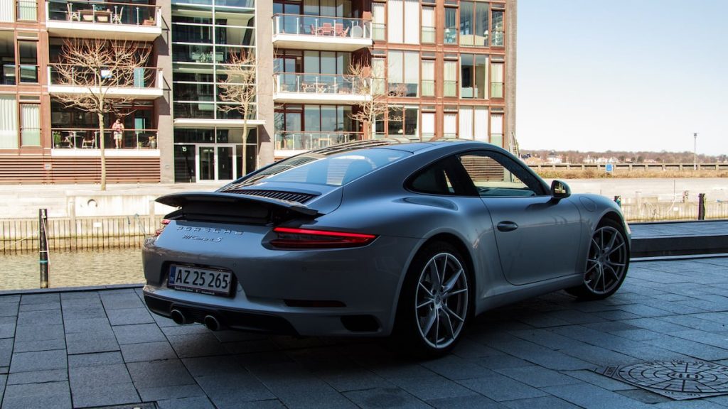 porsche-911-carrera-s-2