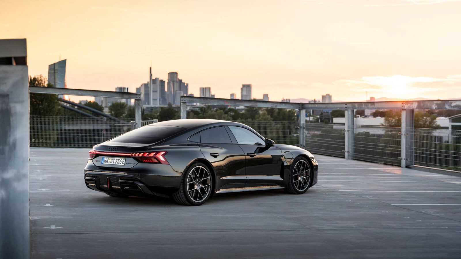 Audi e-tron GT bliver Pro: Mere standardudstyr og ny startpris på 929.990 kroner