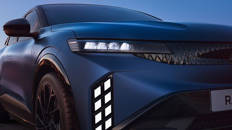 Renault Megane E-Tech Electric får facelift: Større batteri, 500 km rækkevidde og hurtigere ladning