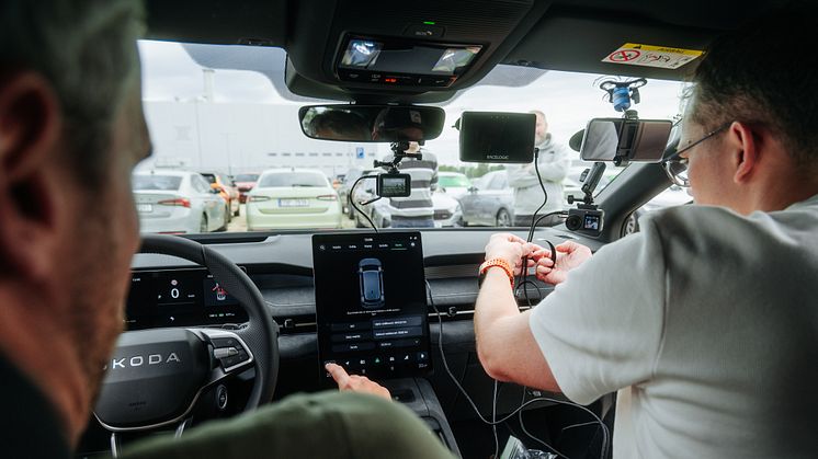 Škoda Peaq kørte 936 kilometer uden at lade: Ny rækkevidderekord for syvsædede elbiler