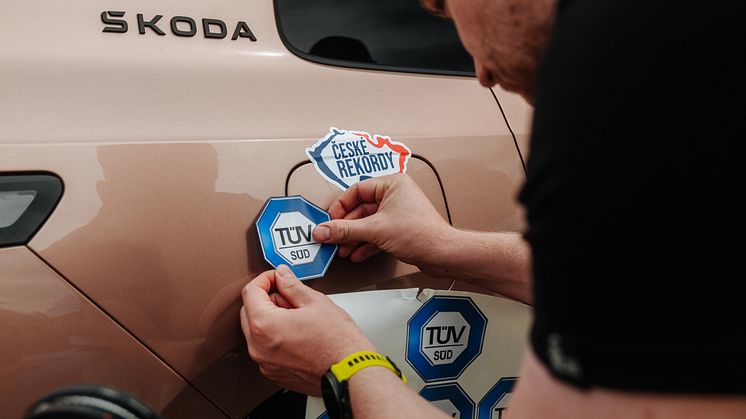 Škoda Peaq kørte 936 kilometer uden at lade: Ny rækkevidderekord for syvsædede elbiler